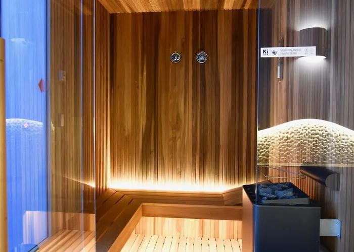 Отель Excelsior